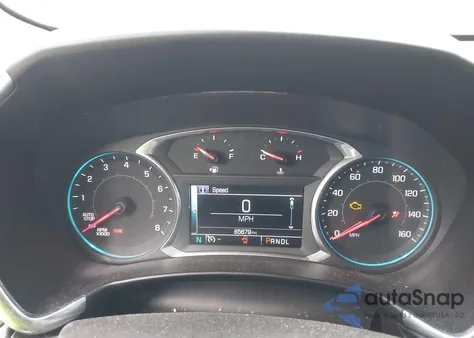 2018 Chevrolet Equinox Premier z USA, uszkodzony, nr VIN 2GNAXMEV8J6116896